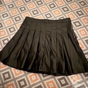 Elegant Black Pleated Skirt